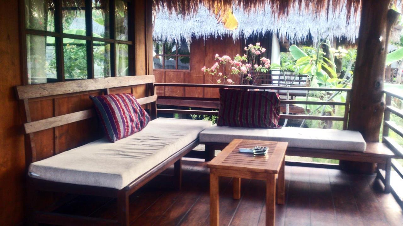 Adeng-Adeng Bungalows Gili Meno Bilik gambar
